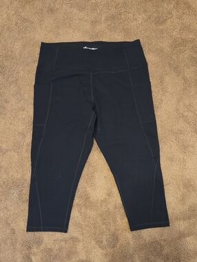Heathyoga Black Workout Capri Leggings